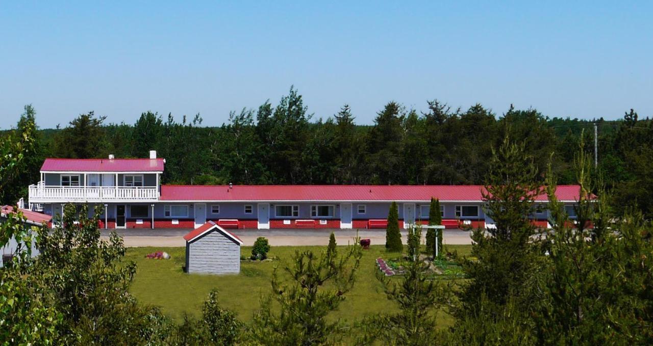 Auberge Restwell Motel Berry Mills Exterior photo