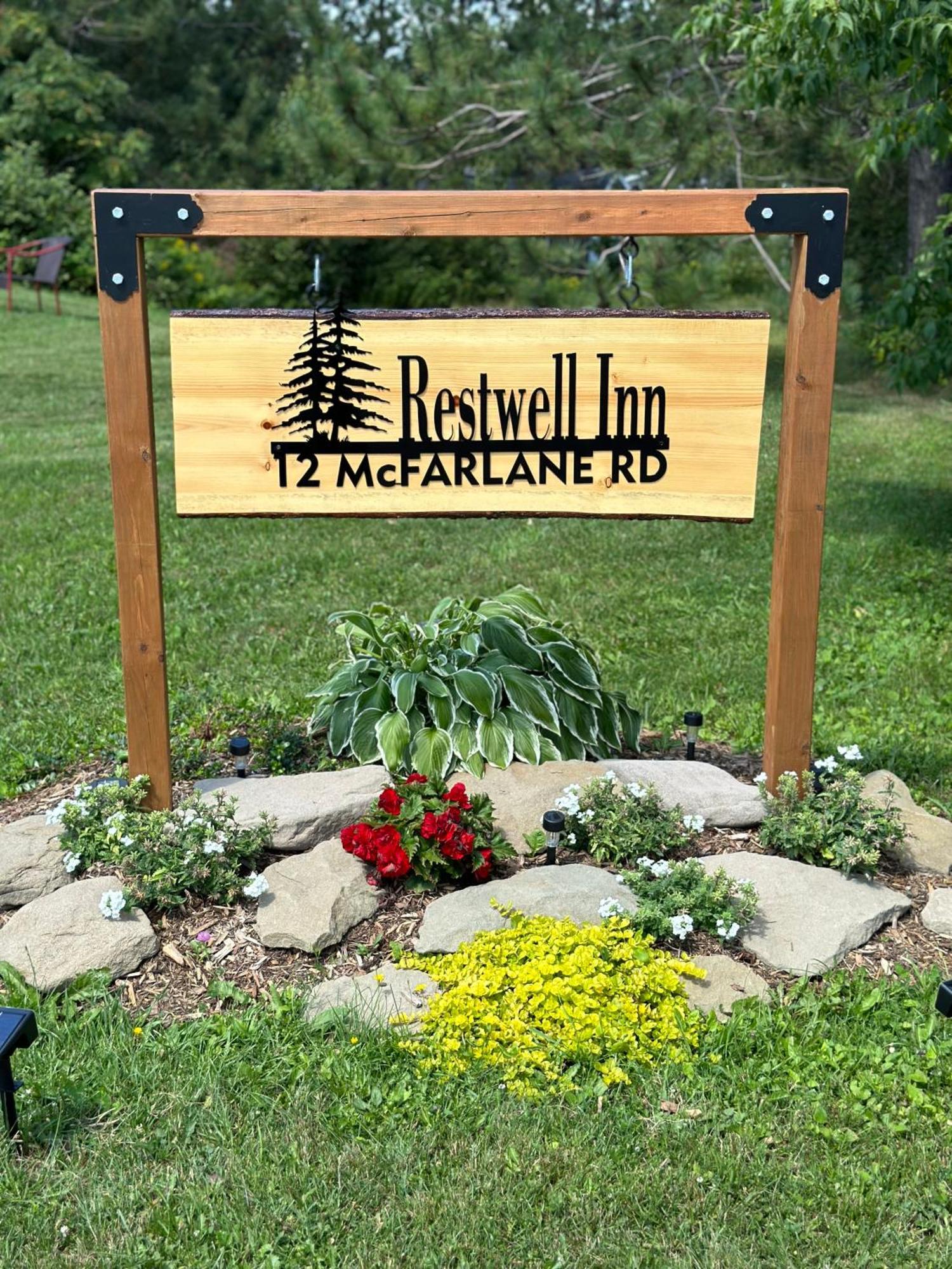Auberge Restwell Motel Berry Mills Exterior photo